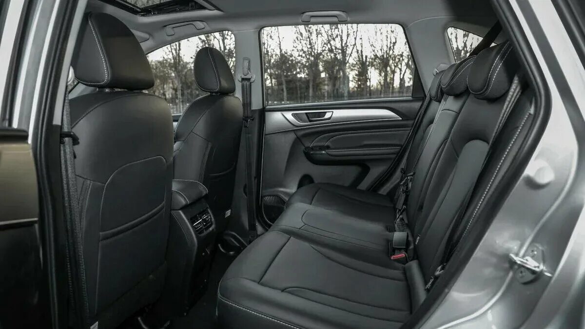 Haval m6 фото салона Haval начал тестовую сборку кроссоверов М6 на заводе под Тулой РБК Autonews Дзен