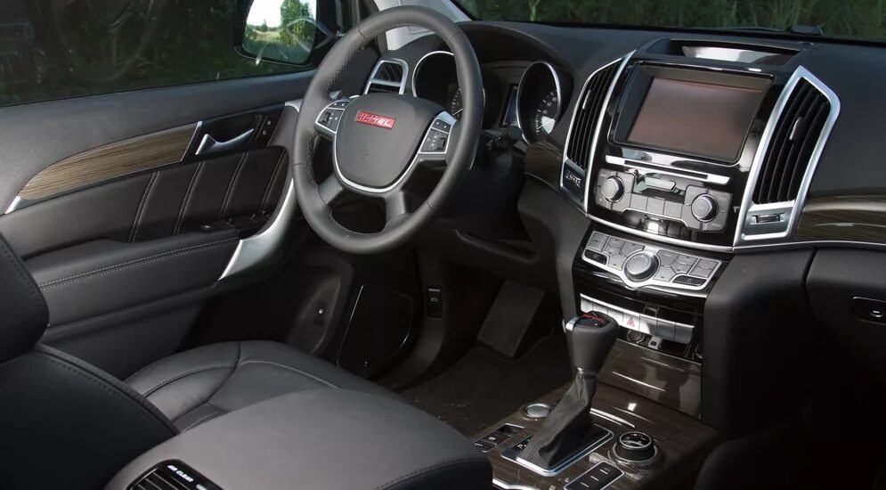 Haval салон внутри фото Тест-драйв Haval H9: раздвоение личности - КОЛЕСА.ру - автомобильный журнал