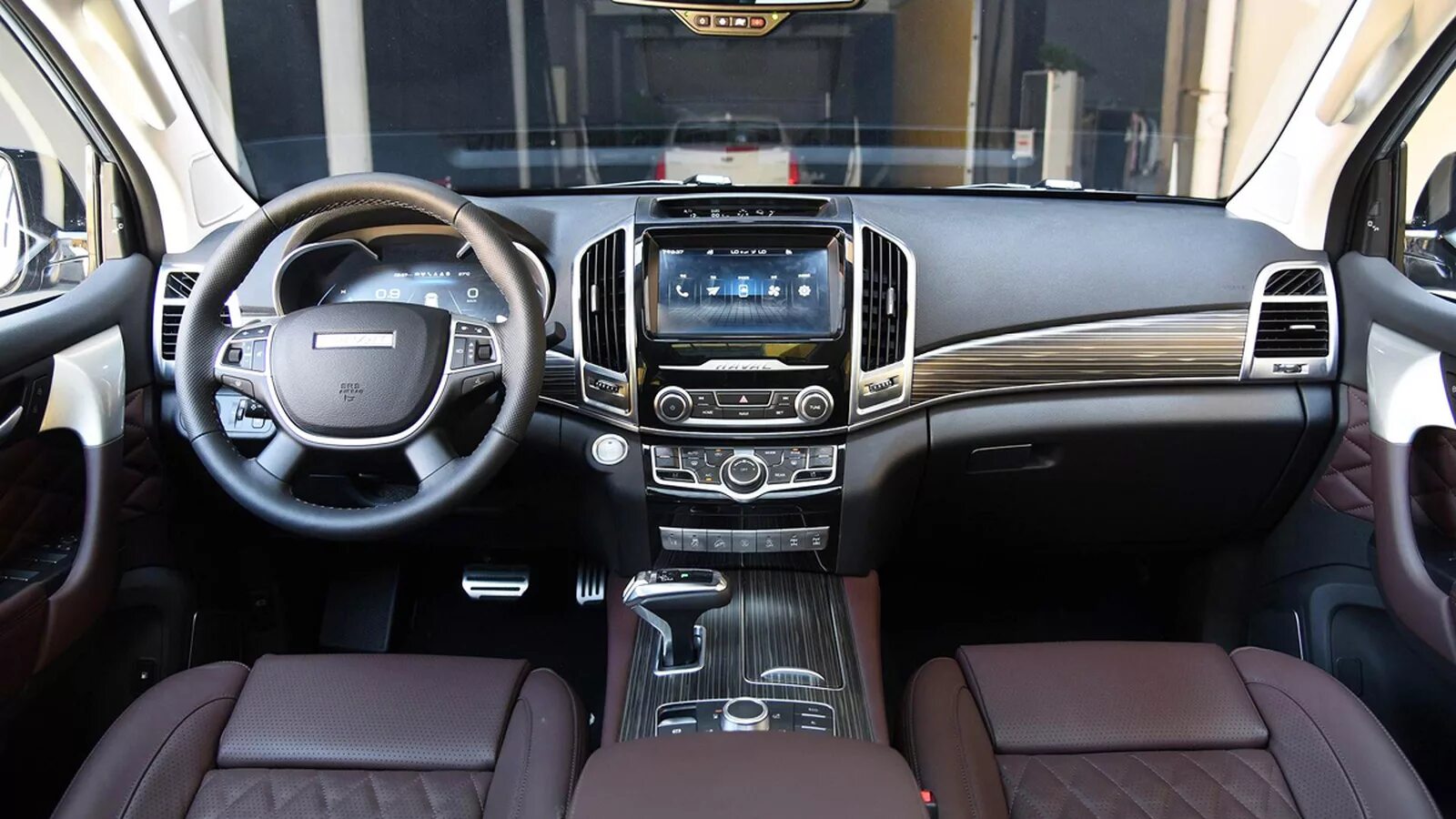 Haval салон внутри фото Купить Haval H9 в Москве Haval H9 купить недорого Цена Haval H9 от 3349000 руб. 