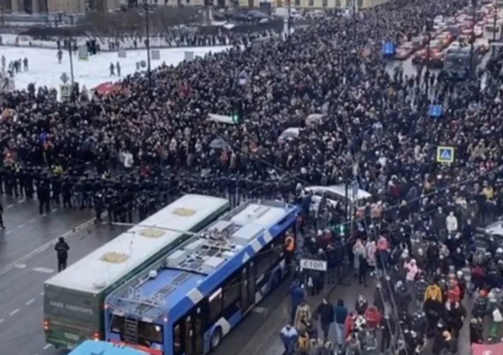 Protest невская ул 11а фото Участники митинга в Петербурге перекрыли Невский проспект - NEWS.ru - 23.01.21