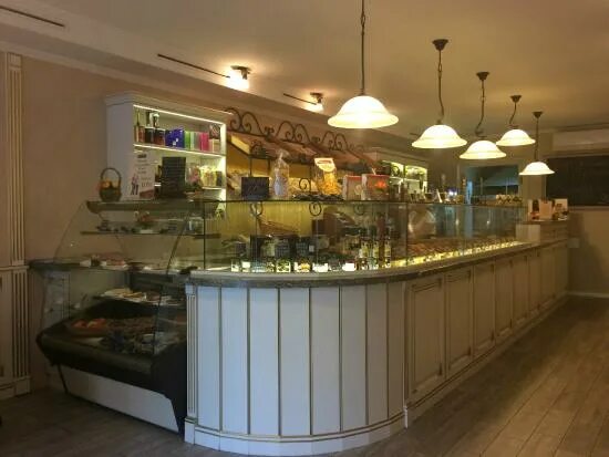 Provence кузнечная ул 8а пятигорск фото витрина - Picture of French Bakery Provence, Pyatigorsk - Tripadvisor