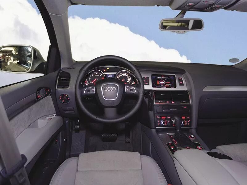 Q7 фото салона Фото Audi Q7 (2006 - 2014) - фотографии, фото салона Audi Q7, I поколение