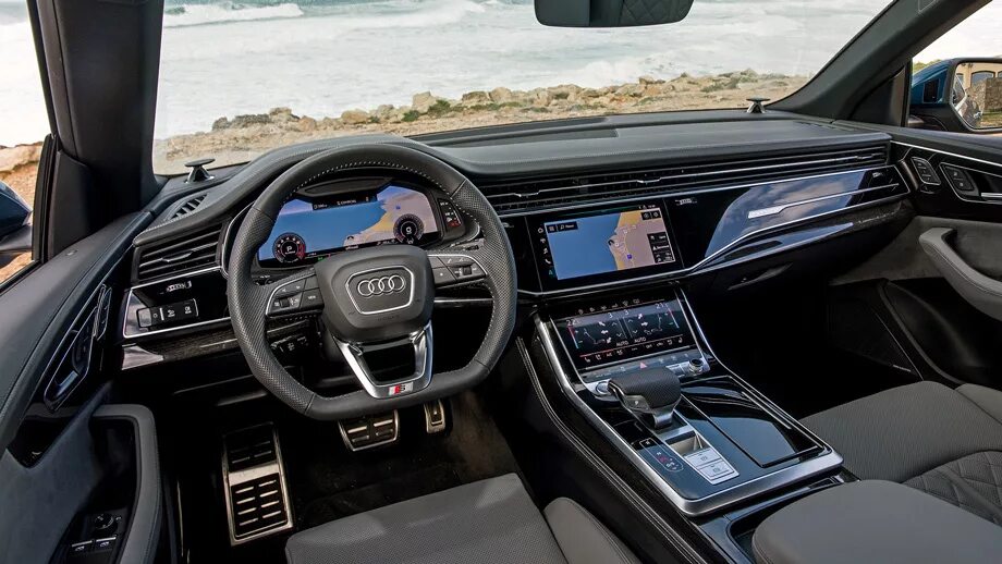 Q8 фото салона Тест-драйв: Мечтаем о дизеле за рулём кроссовера Audi Q8 55 TFSI - DRIVE2