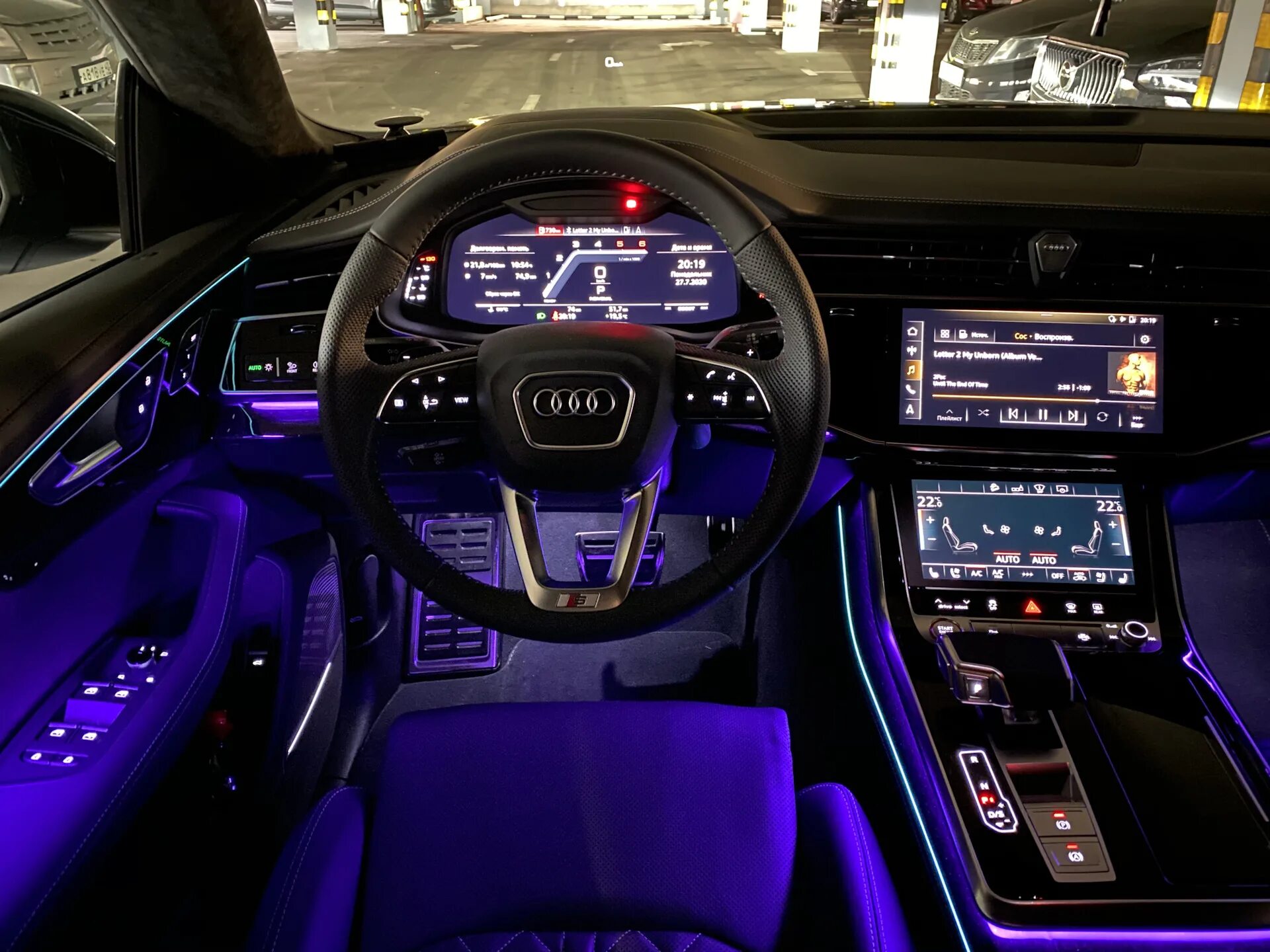 Q8 фото салона Немнож фото салона в нАчи) - Audi SQ8, 4 л, 2020 года просто так DRIVE2