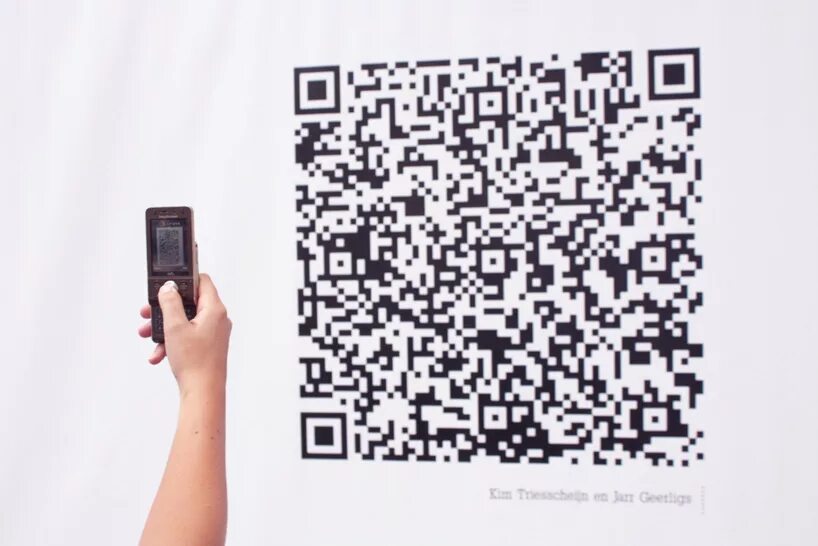 Qr код с фото самсунг The QR Cloud Project à Amsterdam - Nowthings.fr : actu design, web, vidéo et art
