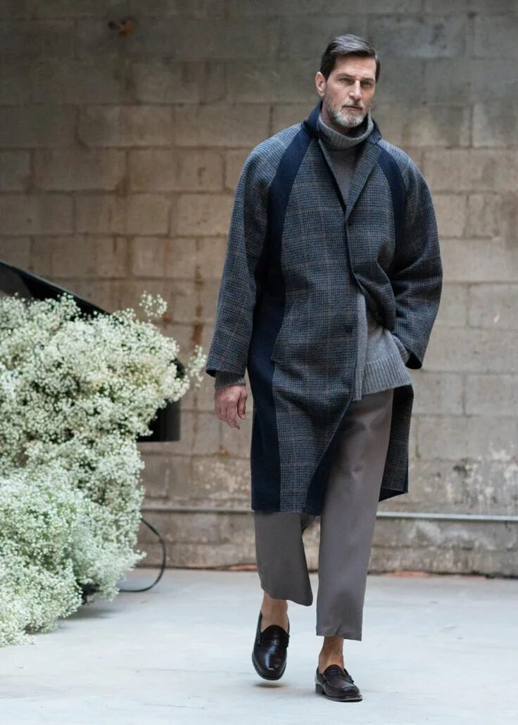 Quite luxury стиль в одежде мужской Tommy Ton's First Deveaux Fashion Show Drips with Quiet Luxury