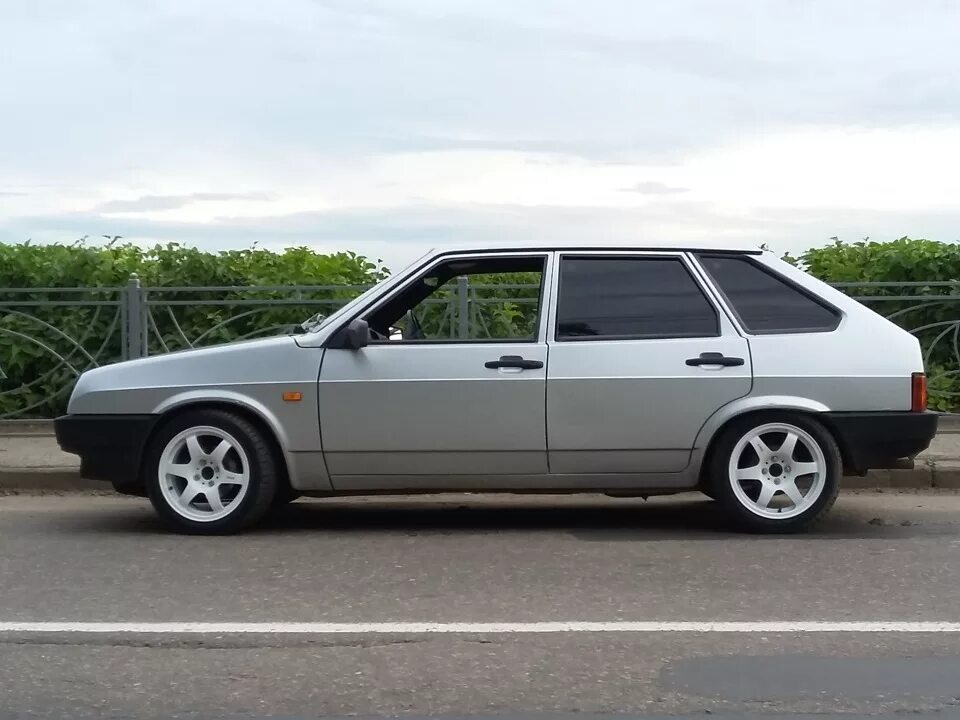 R15 на ваз фото Slik L186S + Nokian Nordman SX 195\50\15 - Lada 21093, 1,5 л, 2002 года нарушени