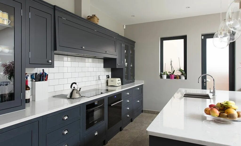 Ral 6019 в интерьере стены Ealing 4 Kitchen cabinets, Kitchen design, Kitchen