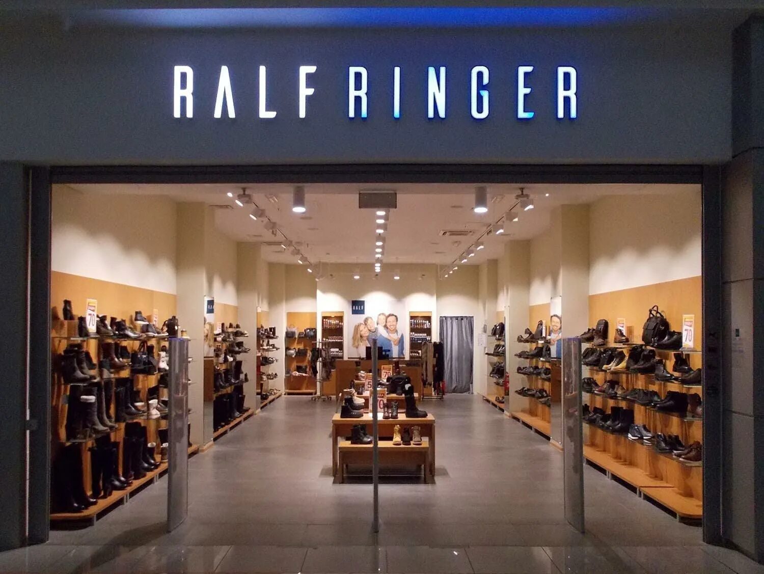 Ralf ringer ул кирова 20 фото Ralf Ringer, магазин обуви в ТЦ XL Family Outlet в Мытищах, Москва - отзывы, фот