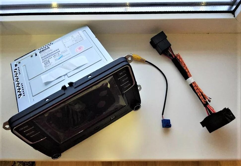 Rcd 330 подключение камеры RCD330G Plus ''Desay'' + сабвуфер + камера заднего вида - Volkswagen Polo Sedan,