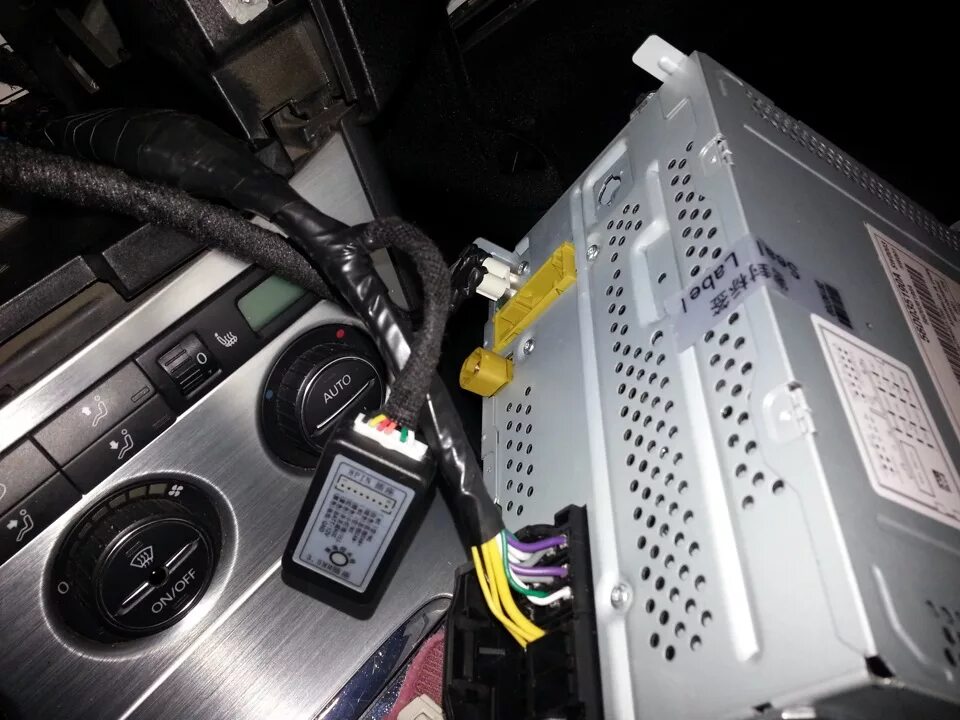 Rcd 510 подключение камеры заднего вида Утановка магнитолы RCD 510 Delphi - Volkswagen Passat B6, 2 л, 2006 года аксессу