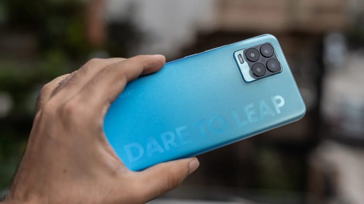 Realme 8 фото Стало известно какие смартфоны получат Android 15 (Xiaomi, Samsung, Realme) АНДЕ