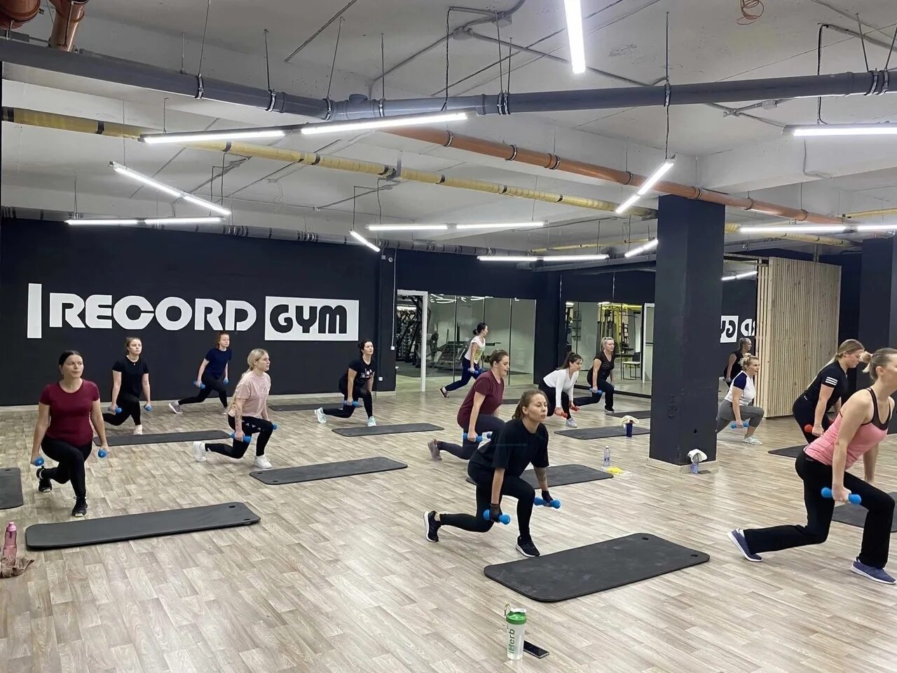 Record gym ул карла либкнехта 41 фото ❗ ОТКРЫТА ВАКАНСИЯ ❗ В наш Фитнес-клуб Record gym на А. Михеева, 17 требуется ТР