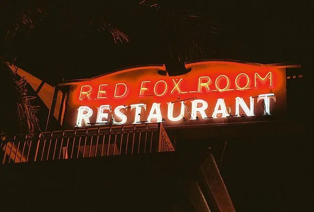 Red fox 259 краснодар фото The Red Fox Steakhouse and Piano Bar Red fox, Lafayette hotel, El cortez hotel