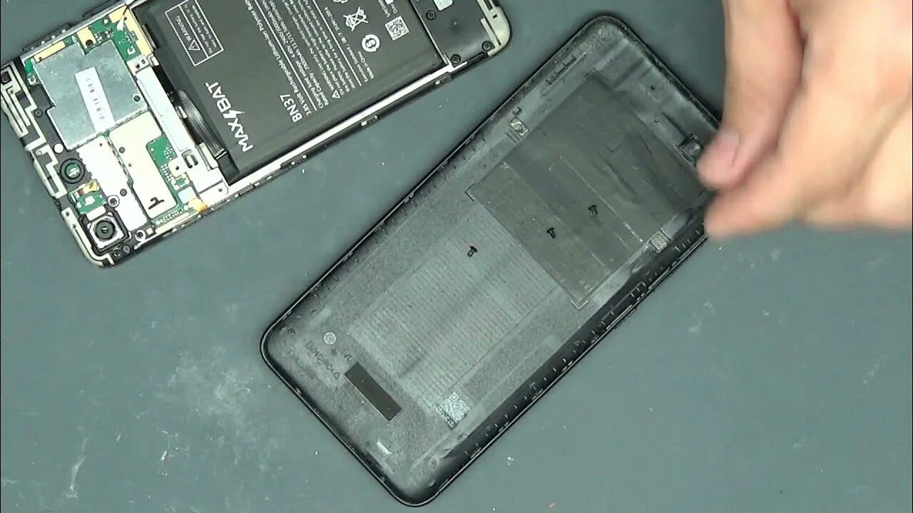 Redmi 5a замена аккумулятора самостоятельно Xiaomi Redmi 6A Замена аккумулятора - YouTube