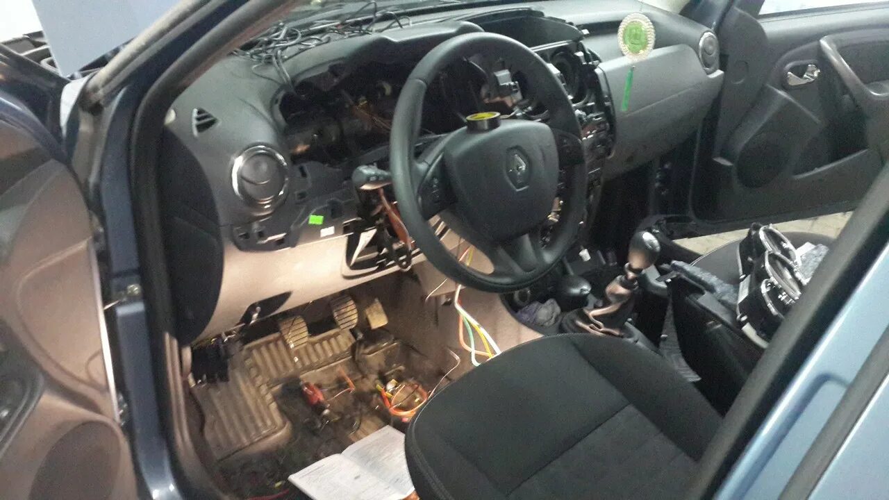 Renault duster точки подключения сигнализации Renault Duster - сертифицированная установка сигнализации Scher-Khan Magicar 9, 