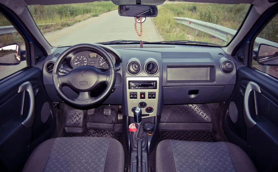 Renault logan 1 тюнинг салона Небольшой фотосет - Renault Logan (1G), 1,4 л, 2006 года фотография DRIVE2