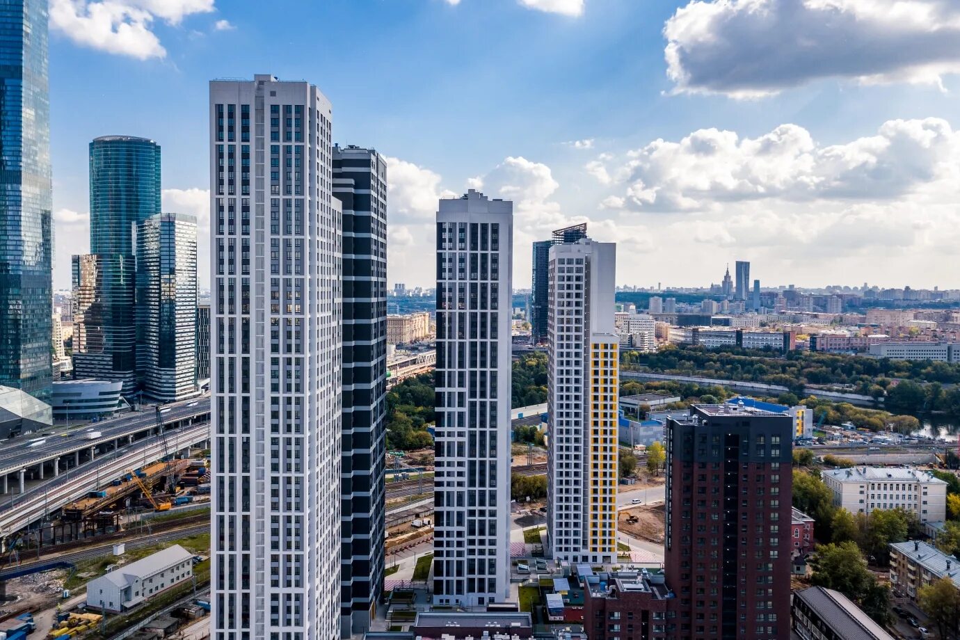 Renew мукомольный пр 2 москва фото Москва, МФЖК Мукомольный, 4 корпуса - Гранд Лайн