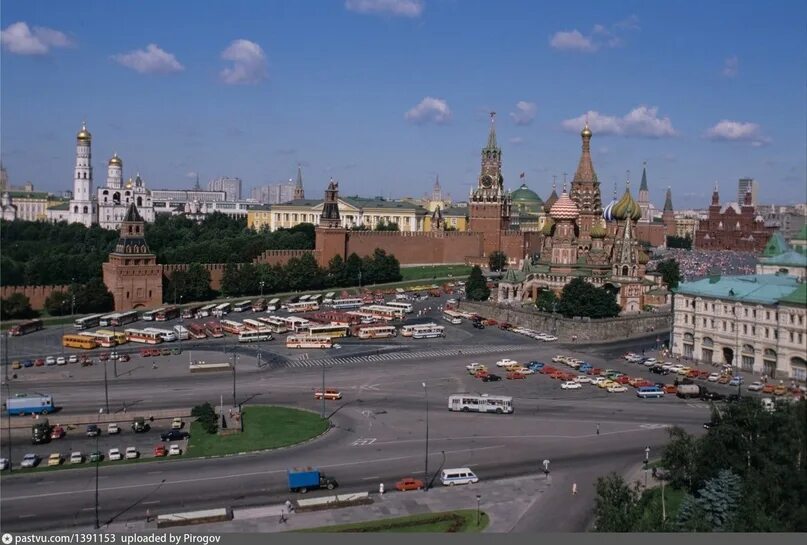 Restore красная площадь 3 фото Вид из гостиницы "Россия". 1983г. Автор:Валерий Шустов 2023 История Москвы Москв