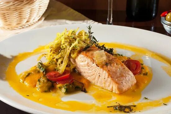 Rimini ул александрова 18а волжский фото Черничное пирожное - Picture of Trattoria Rimini, Volgograd - Tripadvisor