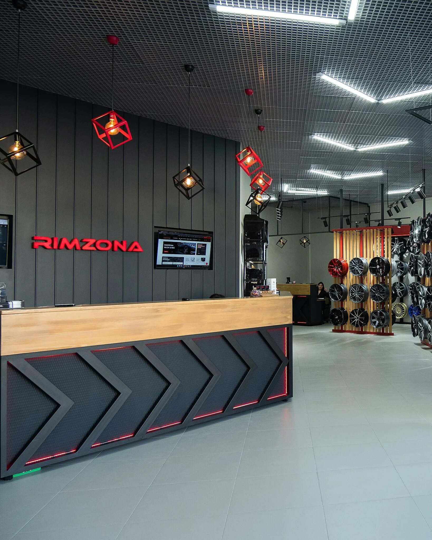 Rimzona московское ш 15а стр 2 фото Файл:Rimzona внутри.jpg - Википедия