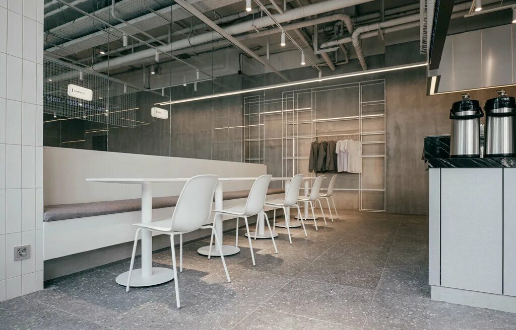 Rockets concept store тверской бул 3 фото Панорама: Rockets, кофейня, Валовая ул., 35Б, Москва - Яндекс Карты
