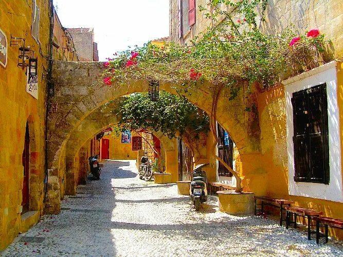 Rodos ул пушкина 2 фото Rhodes, Greece: The Old Town Greece islands, Cool places to visit, Visiting gree