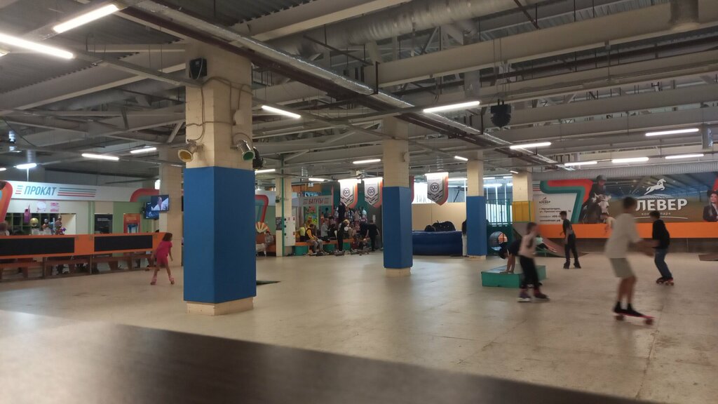 Roller dom просп карла маркса 210 фото Панорама: Roller Dom, спортивно-развлекательный центр, просп. Карла Маркса, 210,