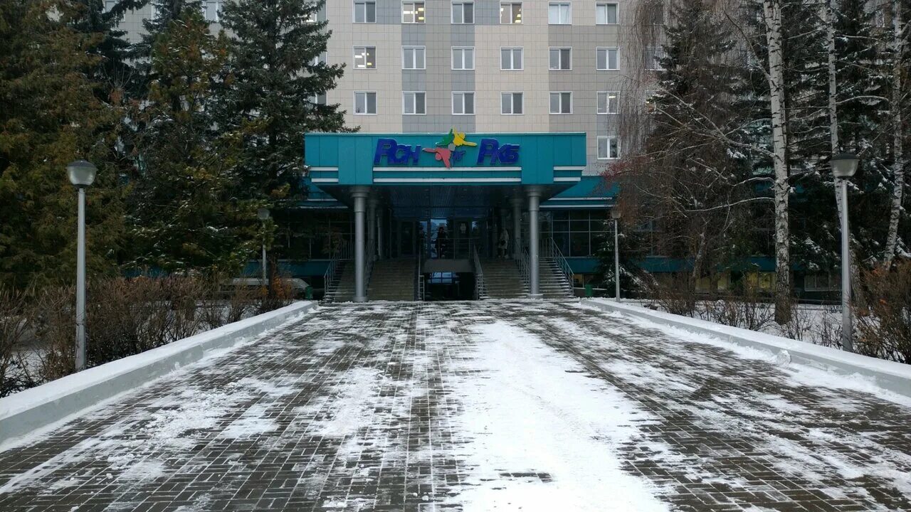 Rollex ул оренбургский тракт 8в фото Фото: Главный корпус, больница для взрослых, ул. Оренбургский Тракт, 138, корп. 