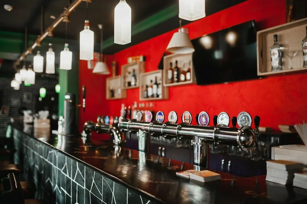 Rollings ул фокина 14 брянск фото Panorama: Rolling's, bar, pub, Брянск, улица Фокина, 14 - Yandex Maps