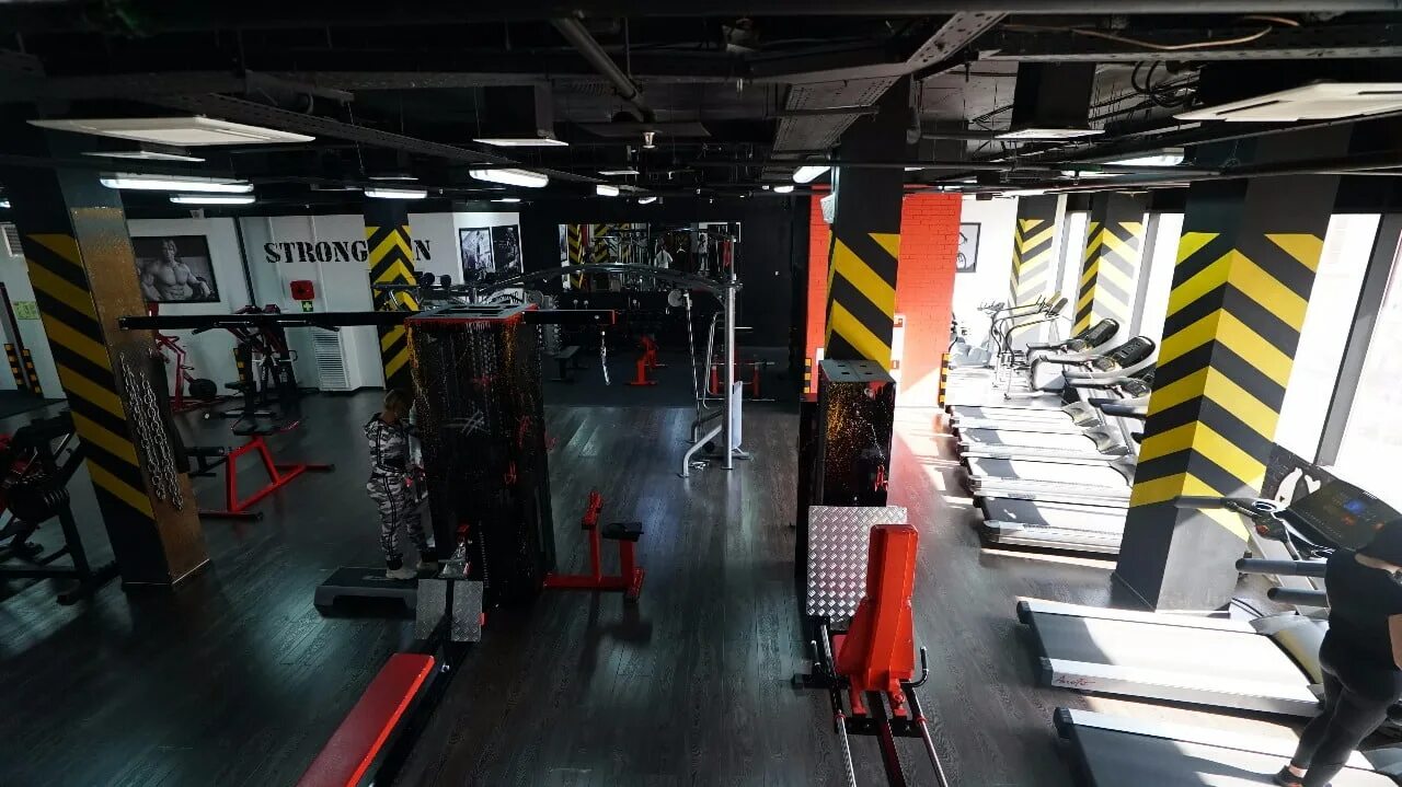 Roman s gym микрорайон радужный 4 фото Больше не работает: King's Gym, фитнес-клуб, Московская область, Ленинский город