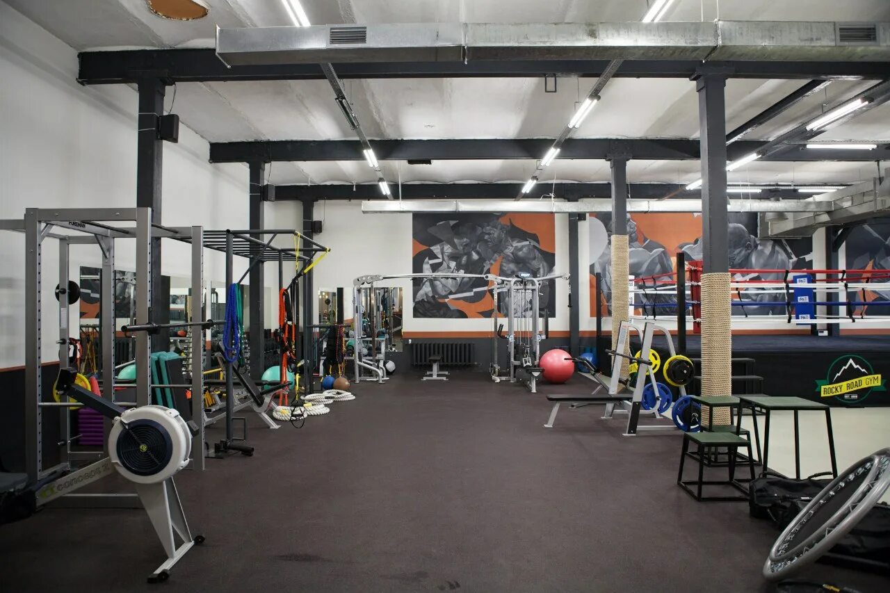 Roman s gym микрорайон радужный 4 фото Rocky Road gym