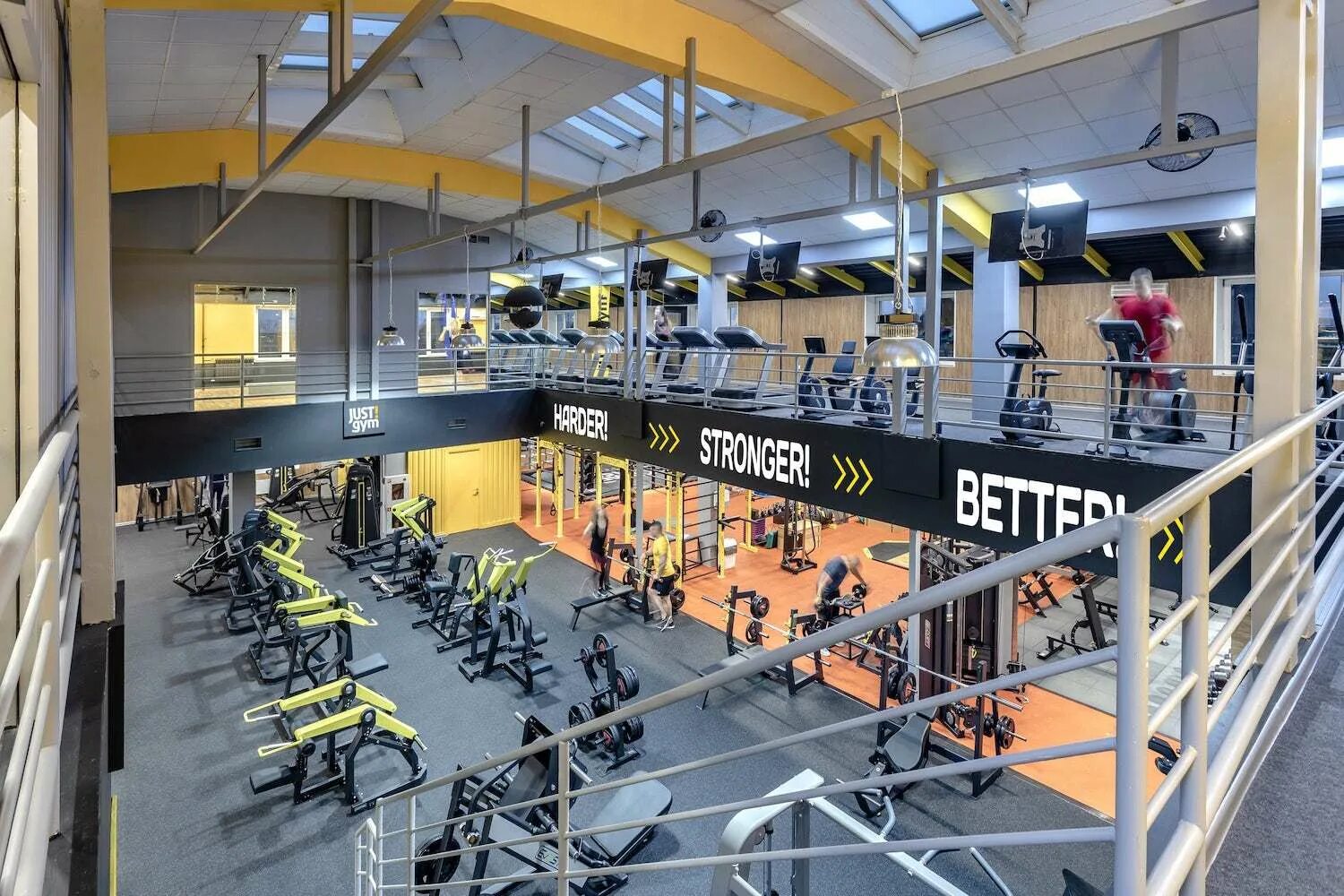 Roman s gym микрорайон радужный 4 фото Джаст Джим - новости фитнес-клуба в Москве, Новотушинский проезд, 10 - Яндекс Ка