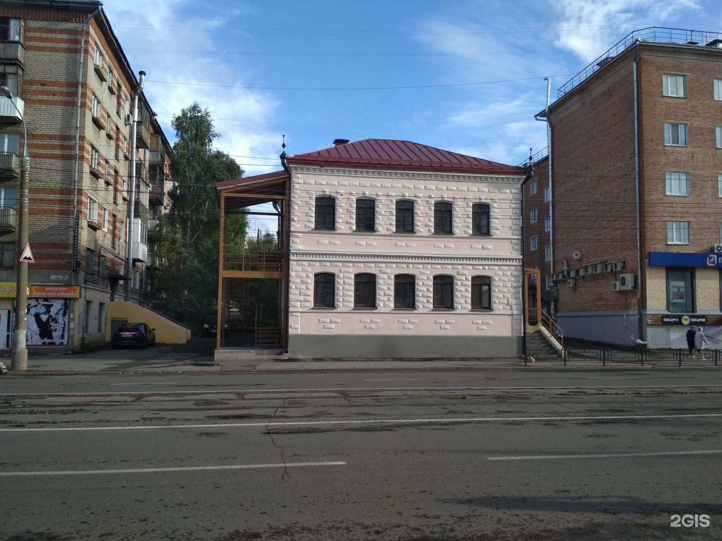 Romaniя ул ленина 15 фото Бери Заряд!, станция зарядки телефонов, Ленина улица, 15, Ижевск - 2ГИС