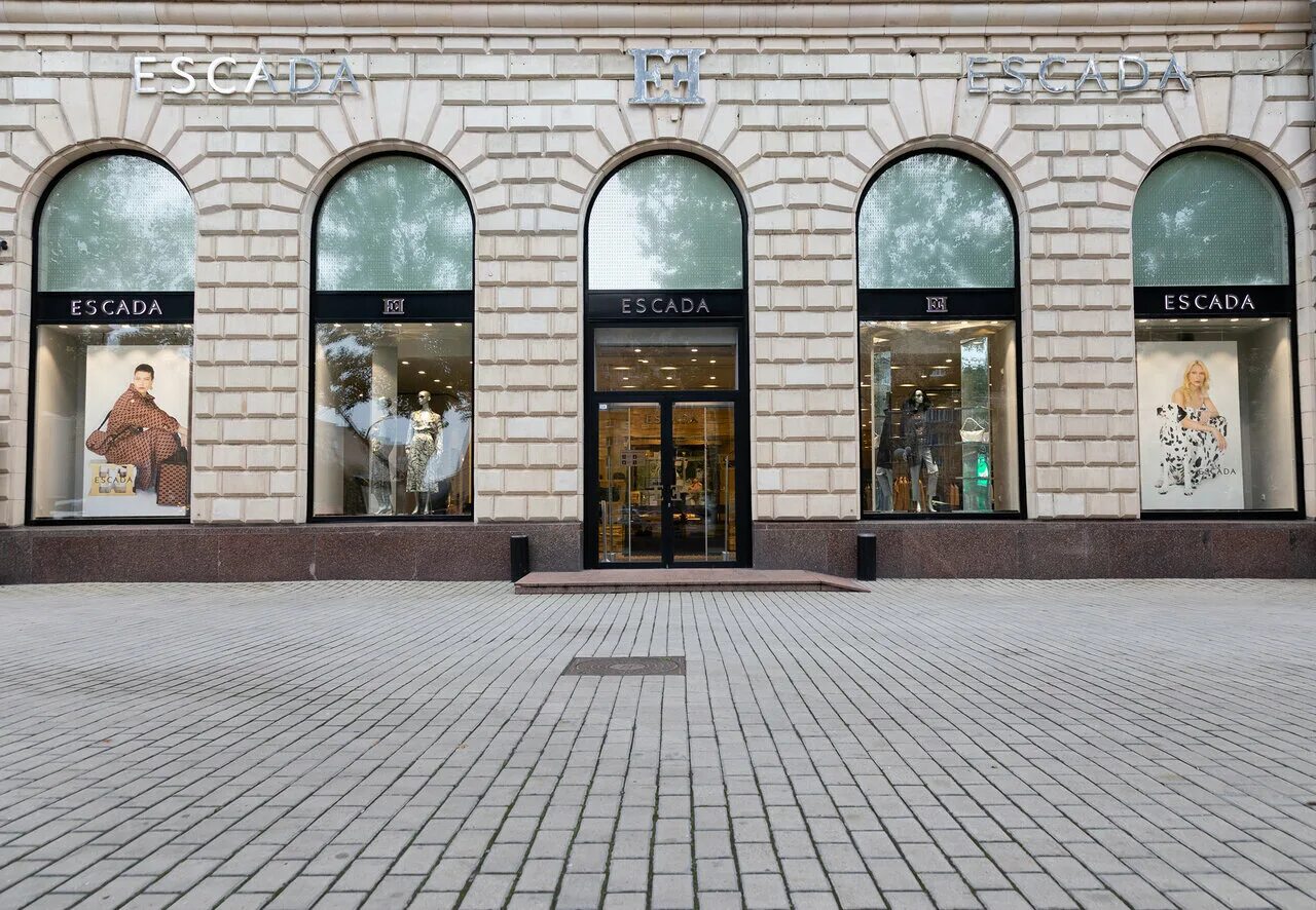 Romantic кутузовский просп 2 1с1 москва фото Photo: Escada, clothing store, Russia, Moscow, Kutuzovsky Avenue, 2/1к1А - Yande