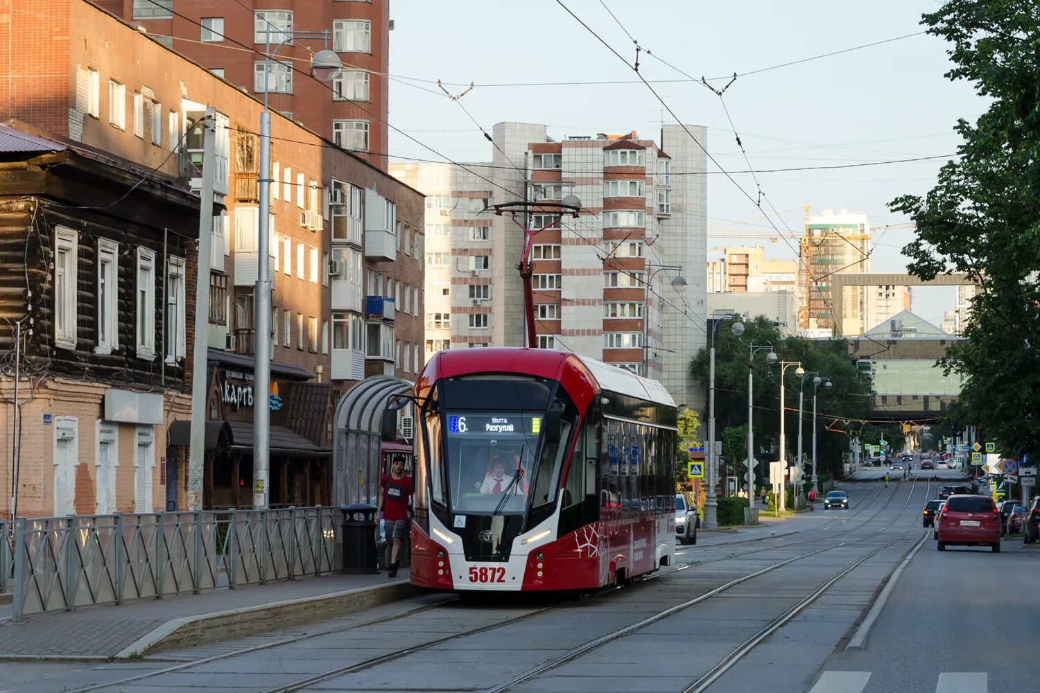Romantic tram пермь улица ленина фото Пермь, 71-911ЕМ "Львёнок" № 5872 - Фото - Городской электротранспорт
