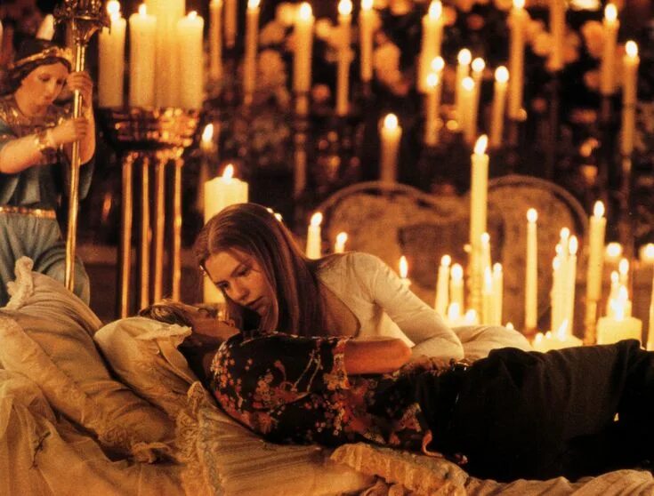 Romeo и juliet ул космонавтов 56 фото Pin by wannav.i on Ромео + Джульетта Juliet movie, Romeo and juliet, Romeo julie