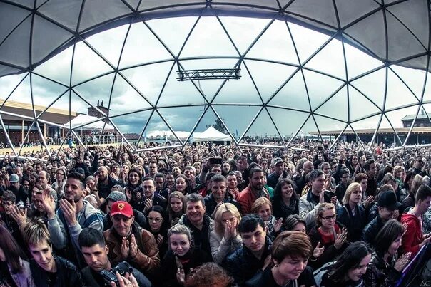 Roof place санкт петербург фото Вячеслав Бутусов ROOF FEST 2 июля 2023 2 июля в Петербурге выступит легенда отечественного рока - Вячеслав Бутусов с группой "О.