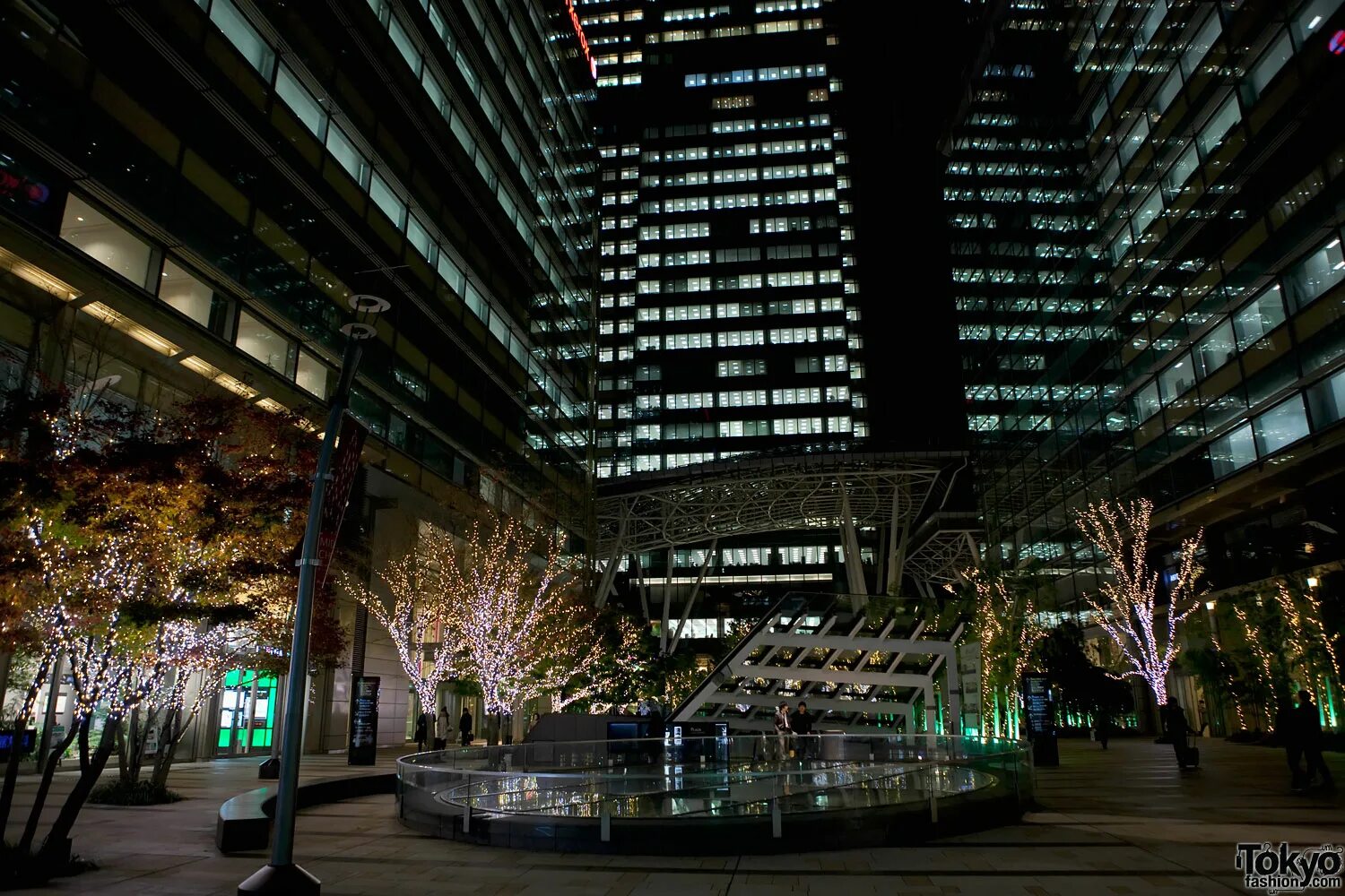 Roppongi ул ленина 11г фото Roppongi Christmas Pictures 2010 - Including Illuminations at Tokyo Midtown and 