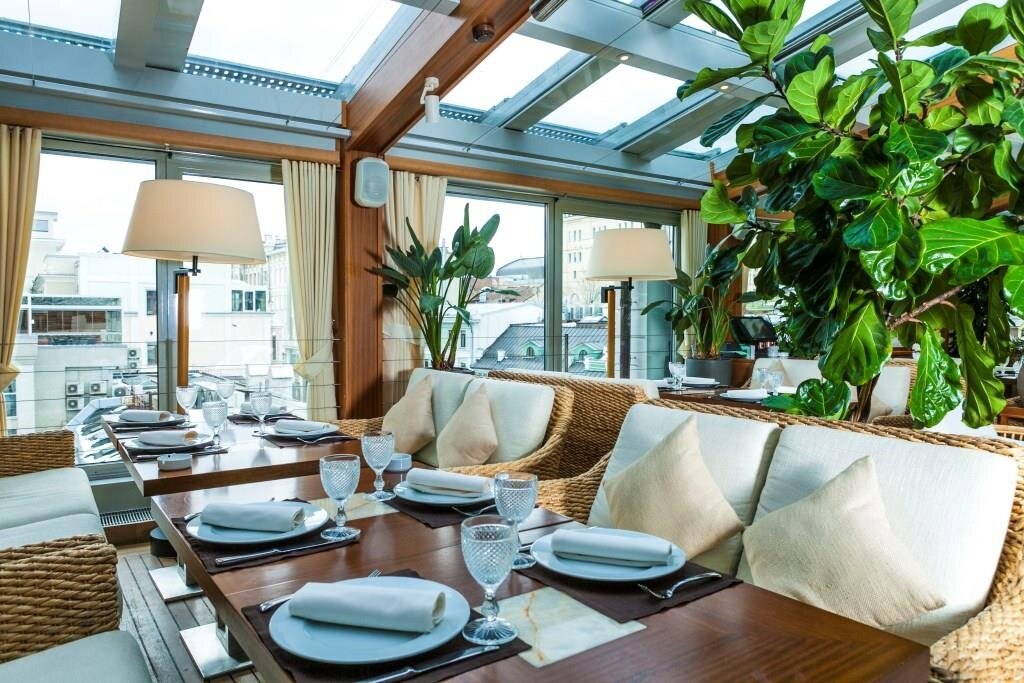 Rose bar международная ул 8 фото Панорама: Rose Bar, ресторан, ул. Большая Дмитровка, 20, Москва, Россия - Яндекс
