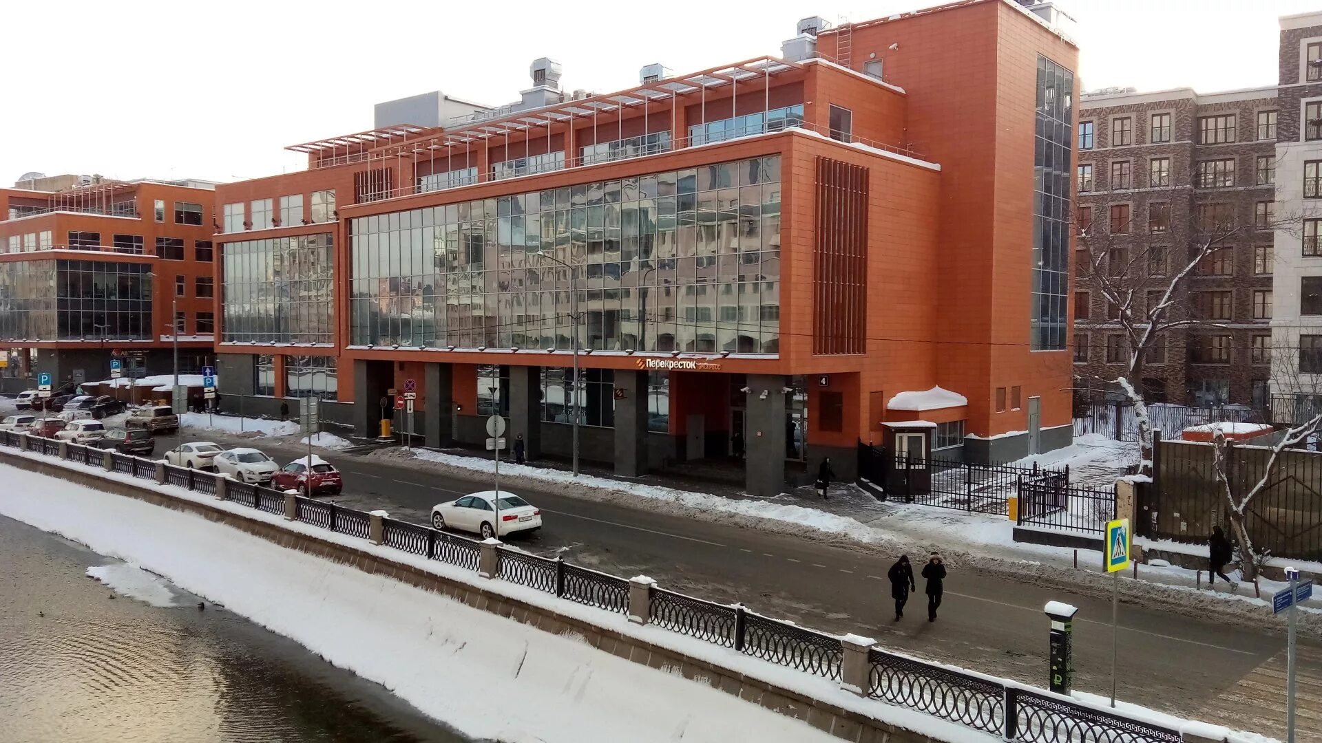 Rosso московская ул 77 фото Россо Рива БЦ - Дизайнерский проект класса A Москва, улица Шлюзовая набережная, 