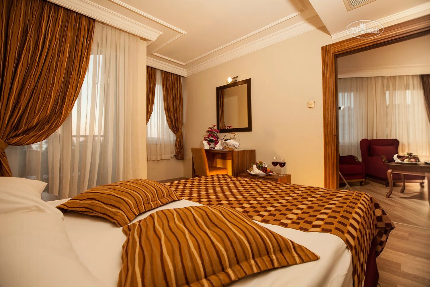 Rox royal hotel 5 турция фото Фото и видео отеля Rox Royal Hotel 5*. Рейтинг отелей и гостиниц мира - TopHotel