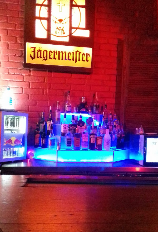 Roxy свердловский просп 51а челябинск фото Chelyabinsk, Russia - sports bar, found 65 2POS