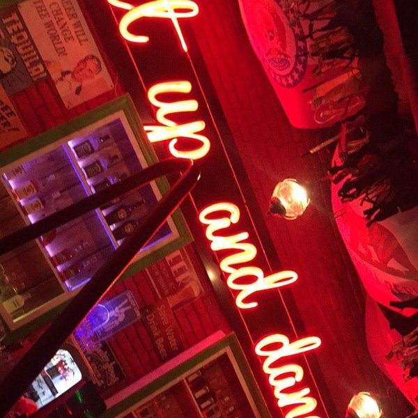 Roxy свердловский просп 51а челябинск фото Фотографии компании Roxy bar, бар честных цен в Челябинске на Свердловский просп