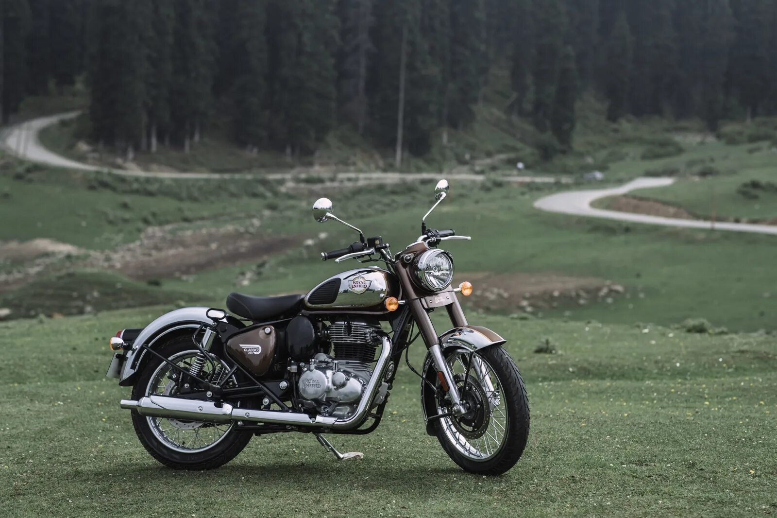 Royal enfield приморский просп 80 фото Мотоциклы Royal Enfield вернулись на российский рынок