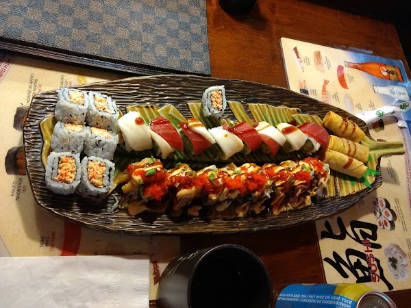 Royal суши октябрьская ул 277а фото Royal Sushi House, +1 519-730-0808, 259 Dalhousie St, Амерстберг, ON N9V 1W8, Ка