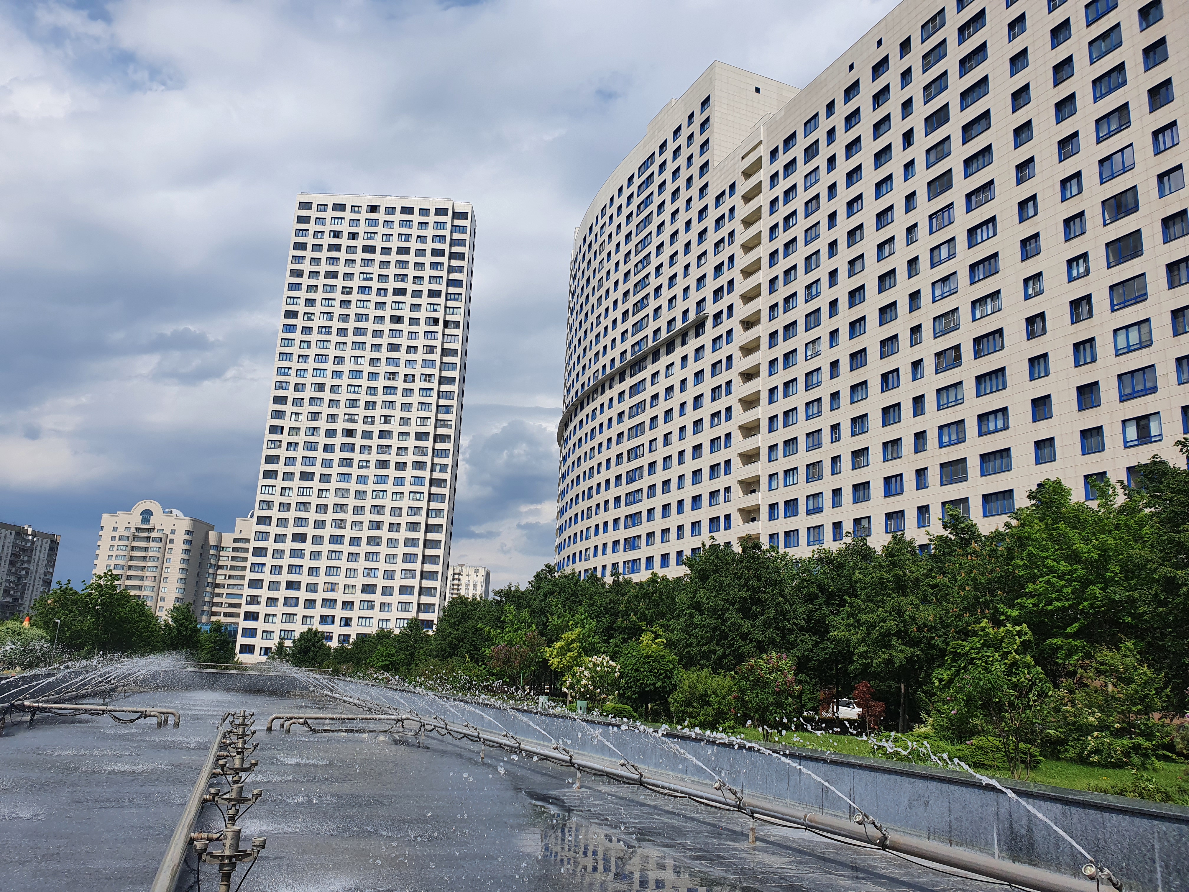 Rozmarin московская ул 111 саратов фото Фото: Розмарин, жилой комплекс, Москва, ул. Наметкина - Яндекс Карты