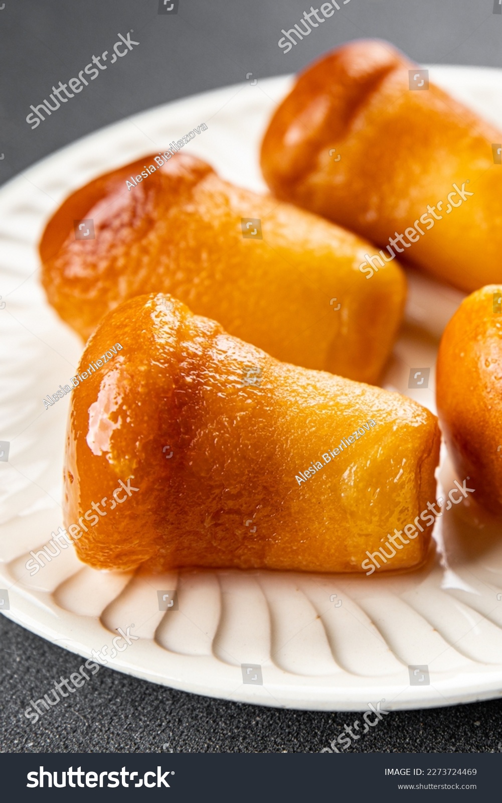 Rum baba пушкинская ул 8 фото 1 695 рез. по запросу "Baba rum" - изображения, стоковые фотографии, трехмерные 