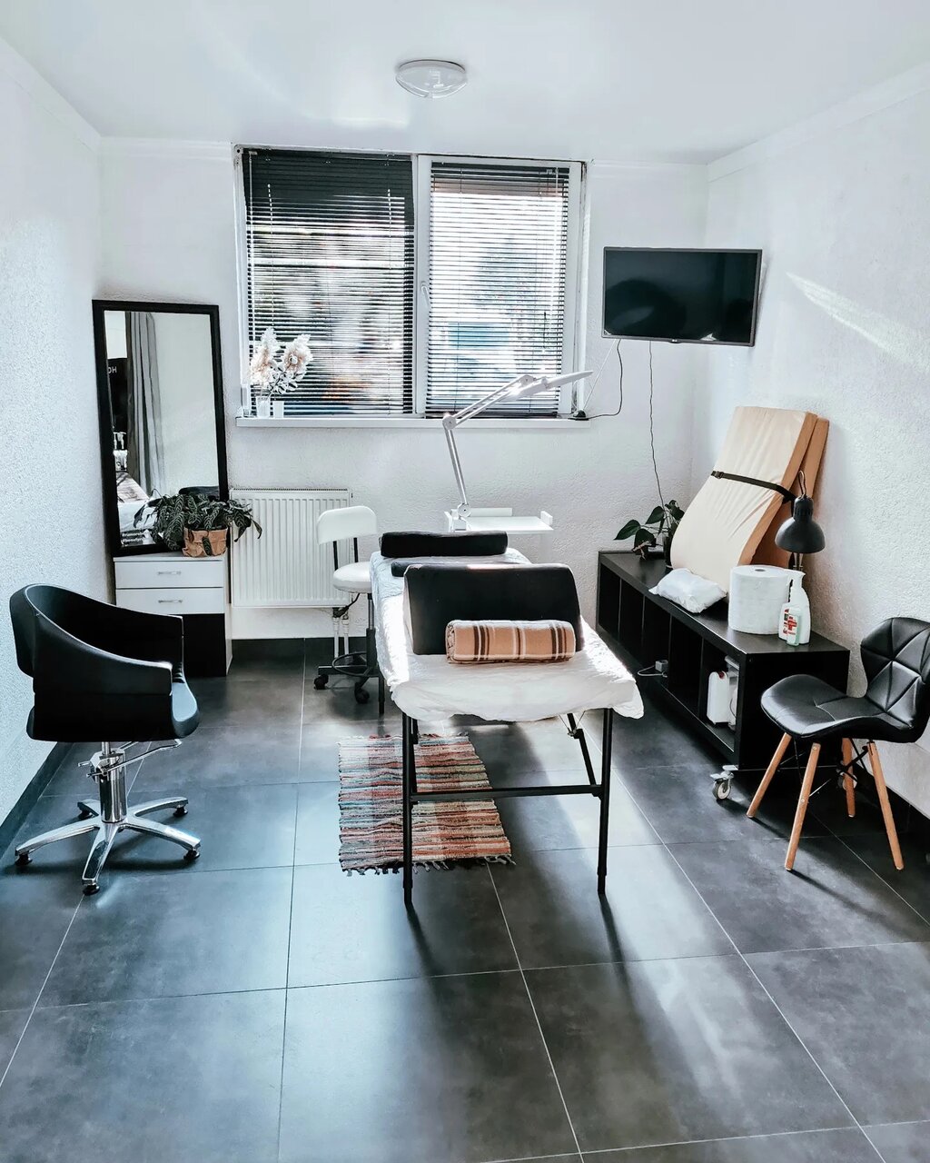 Rumors ул генерала челнокова 40 фото Foto: Rumors, beauty coworking, Kaliningrad, Generala Chelnokova Street, 40 - Ya
