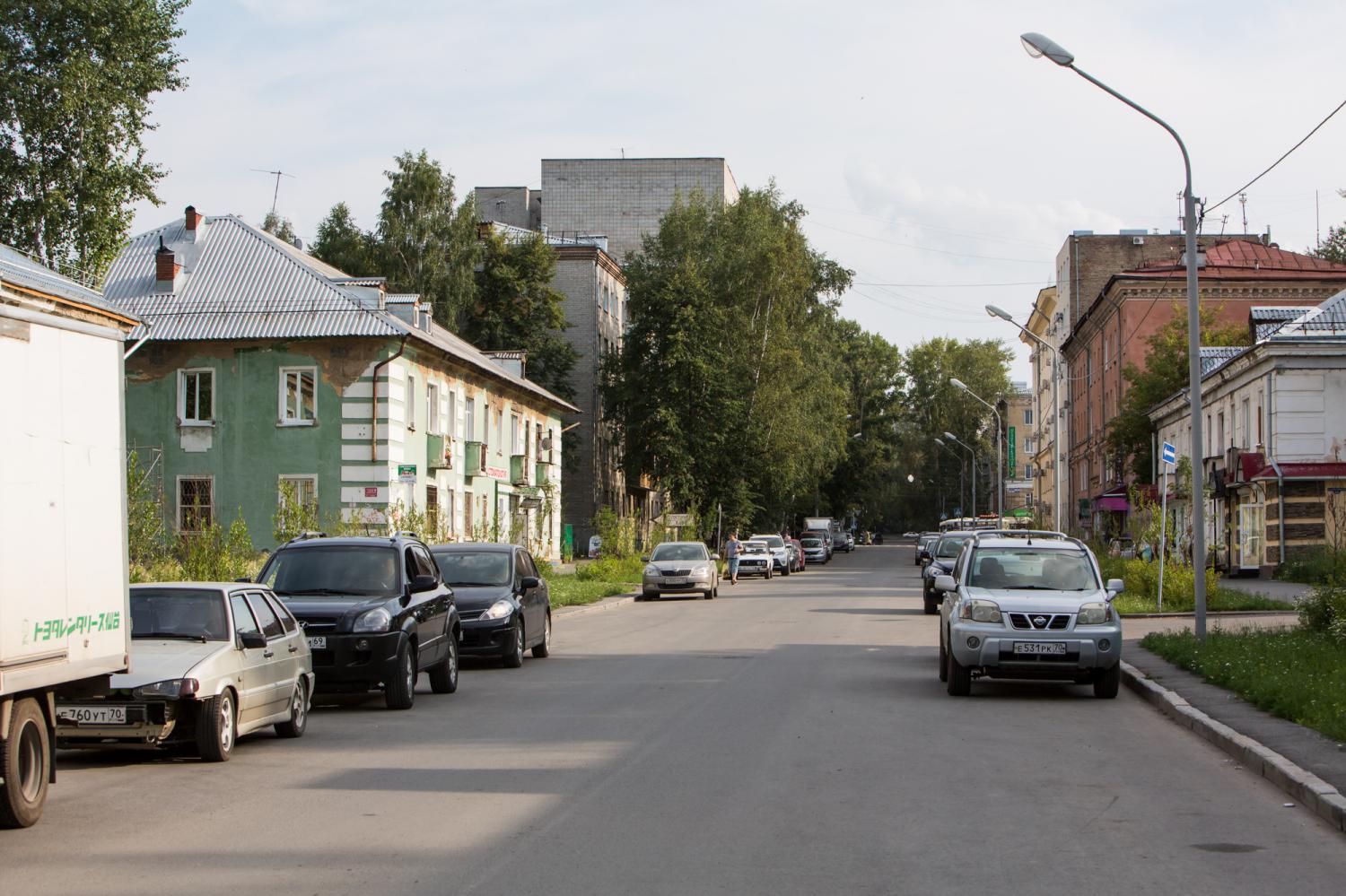 Ruski ул дзержинского 102б фото Комфортный город.Улица Дзержинского: что изменилось - Город - Томский Обзор - но